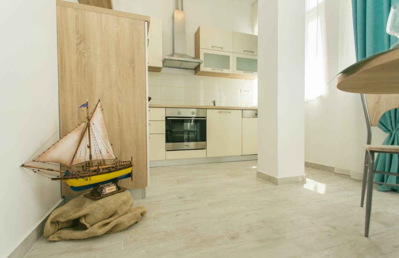 Apartments Kampanel Kaštela Eksteriør bilde
