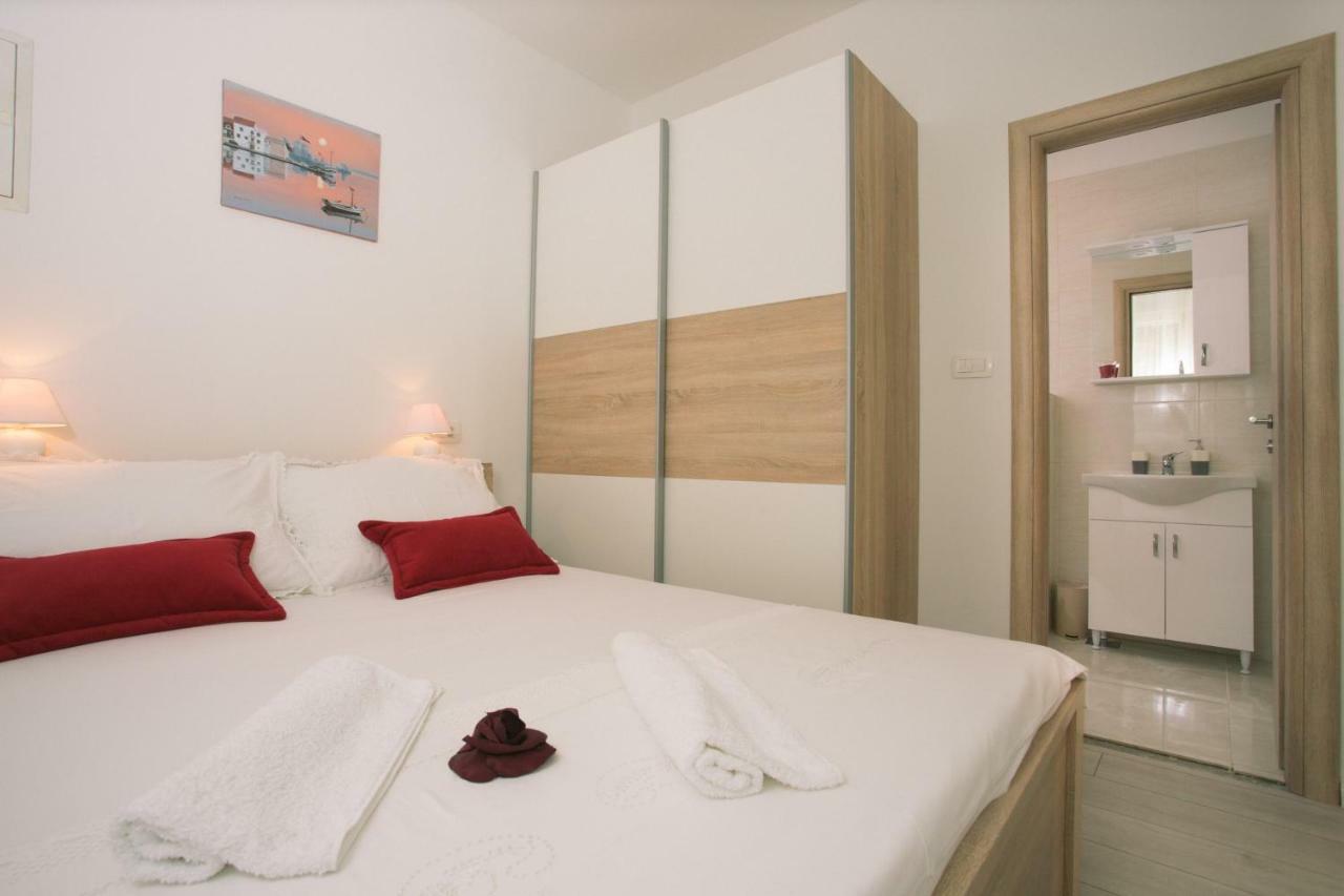 Apartments Kampanel Kaštela Eksteriør bilde